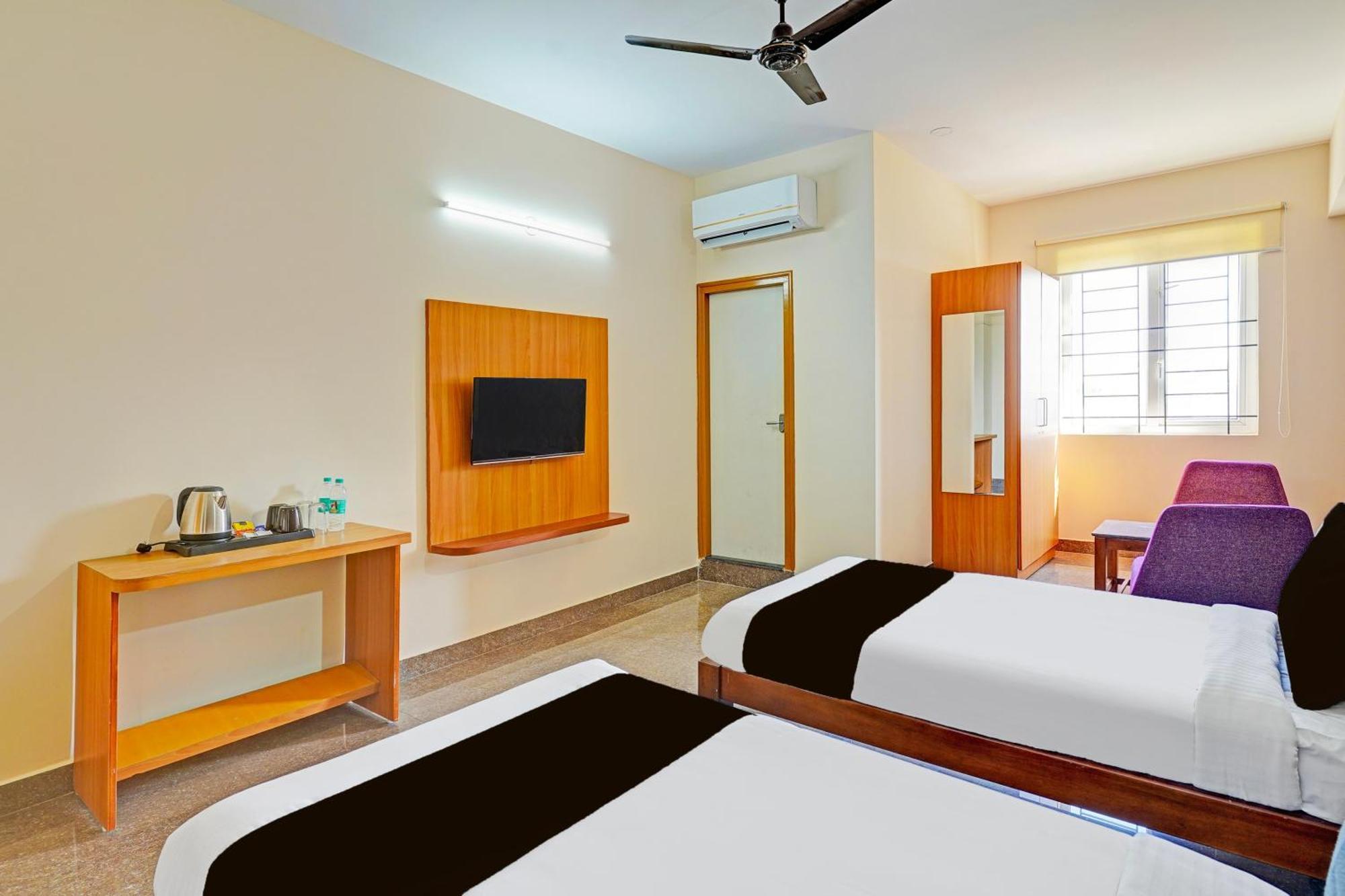 Super Townhouse Oak Electronic City Formerly Hotel Trubell Kammasandra المظهر الخارجي الصورة